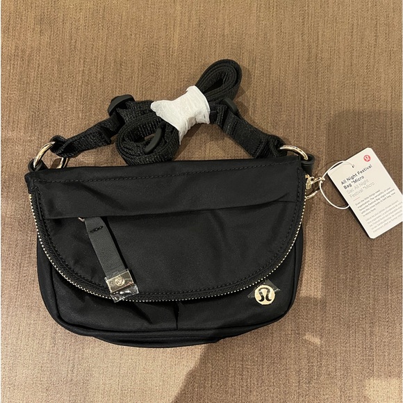 Lululemon All Night Festival 2L Micro Bag NWT😎Holiday Special - Picture 4 of 10